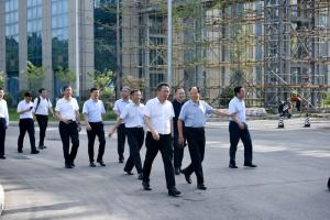 河南省投資集團副總經理朱紅兵蒞臨飛天調研