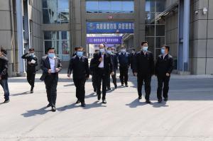 河南省政協原主席劉偉蒞臨飛天調研