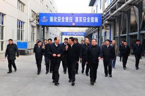 河南省委原書記謝伏瞻蒞臨飛天調研